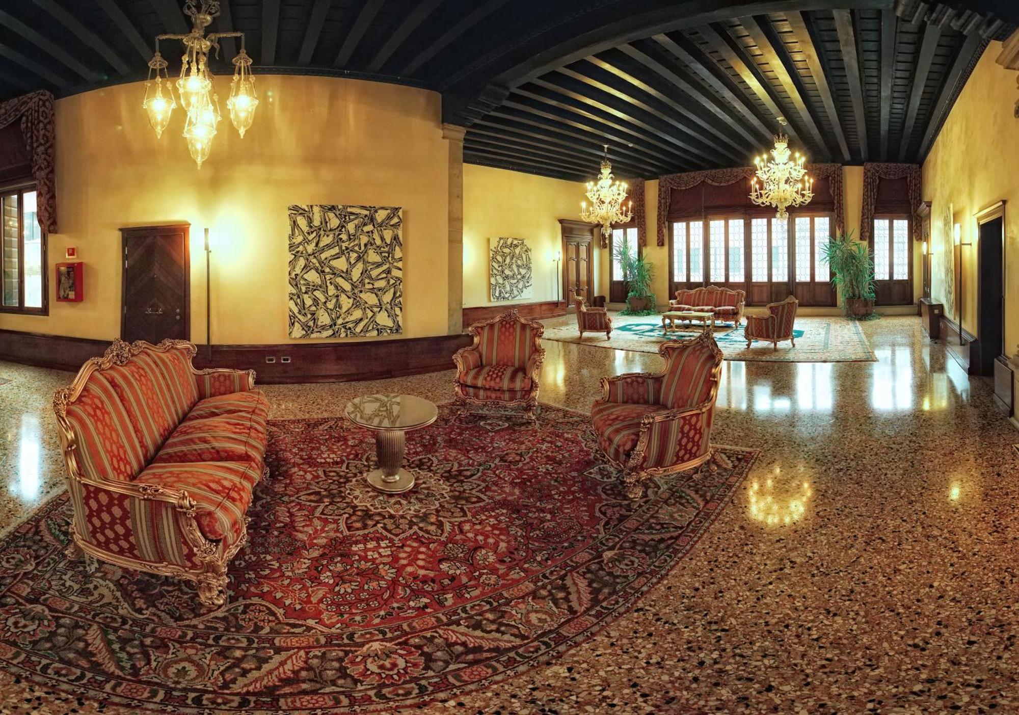 Hotel Liassidi Palace Венеция Екстериор снимка