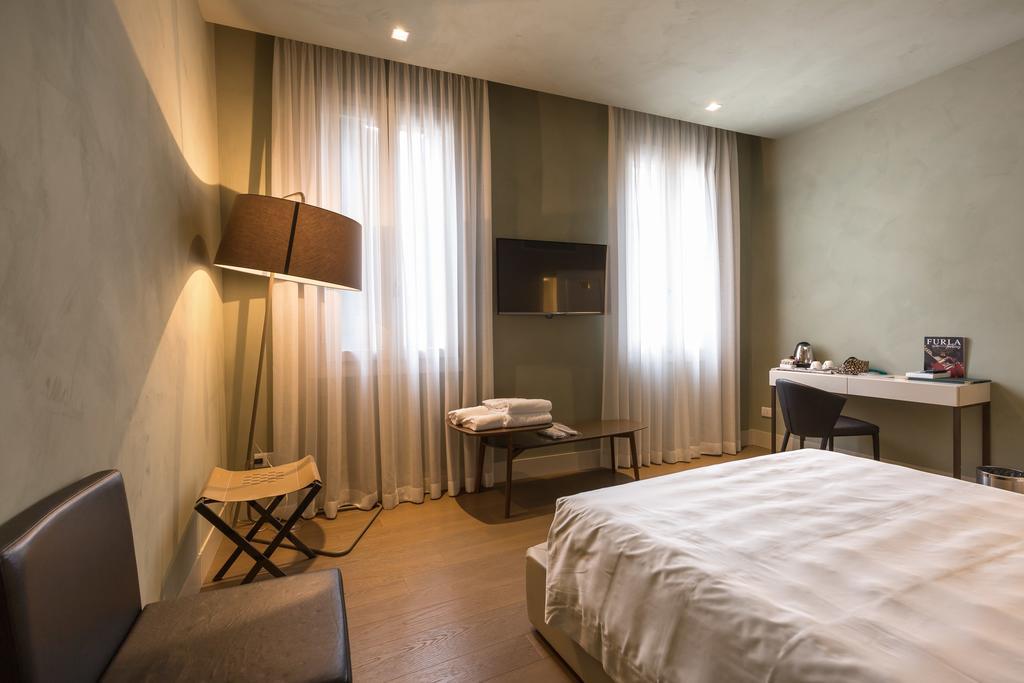 Hotel Liassidi Palace Венеция Екстериор снимка