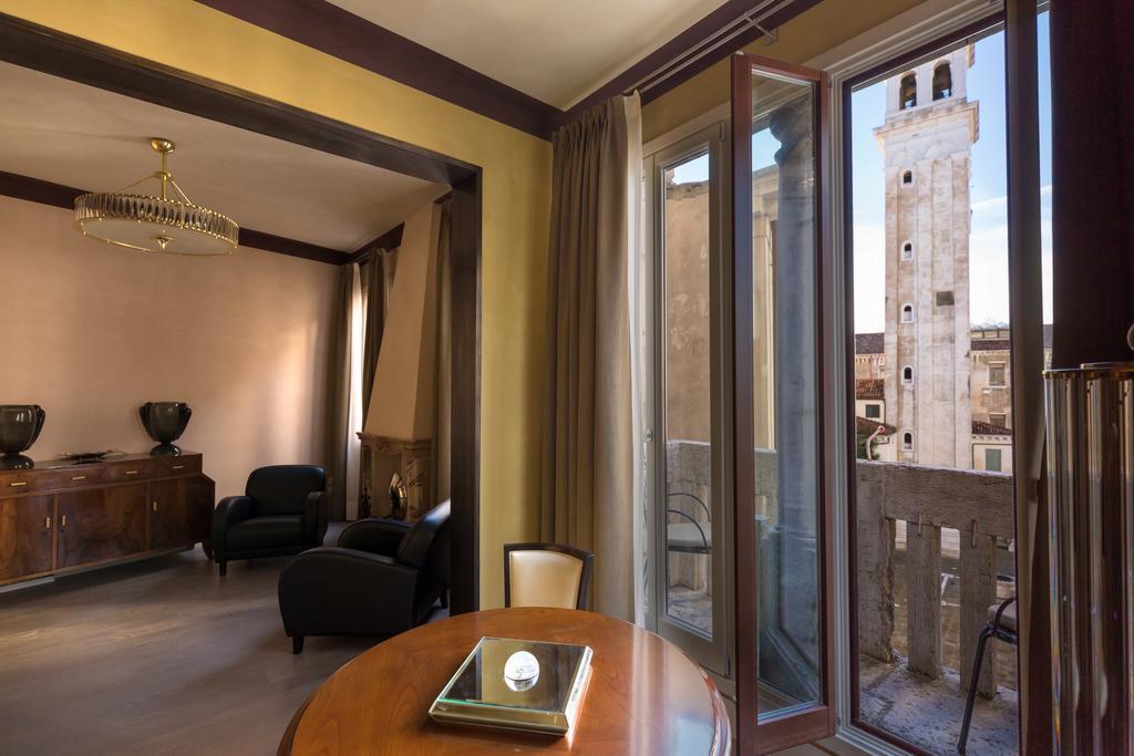 Hotel Liassidi Palace Венеция Екстериор снимка