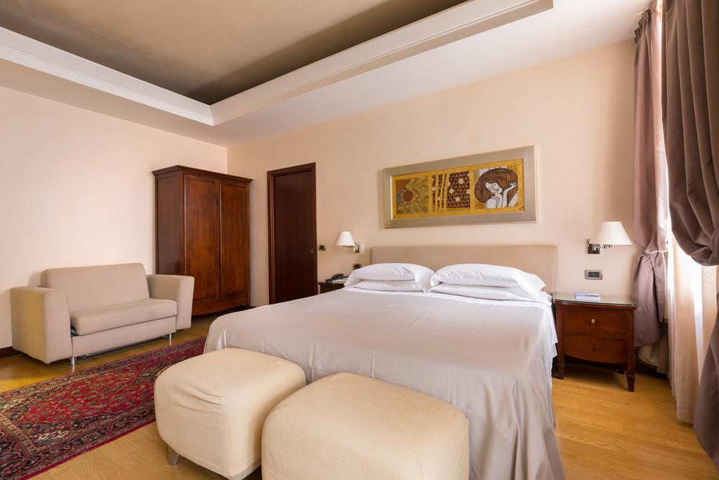 Hotel Liassidi Palace Венеция Екстериор снимка